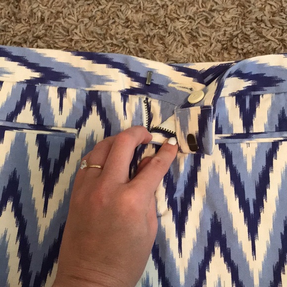 Gap shorts. NWOT - Picture 6 of 6